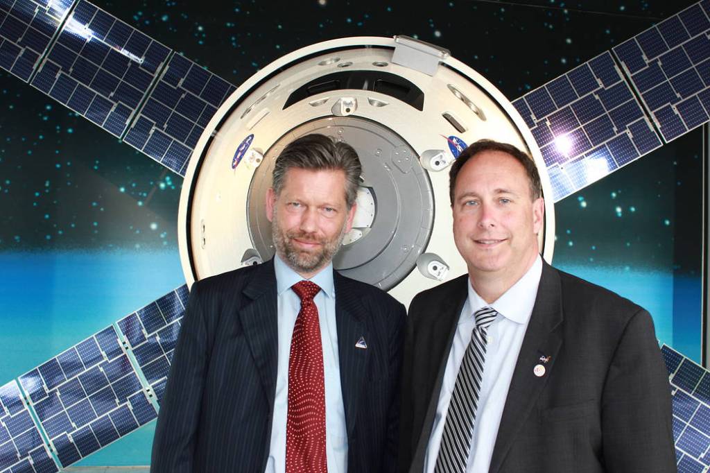 Acting Administrator Robert Lightfoot and Bas Theelen, Head of Airbus Orion-ESM Program