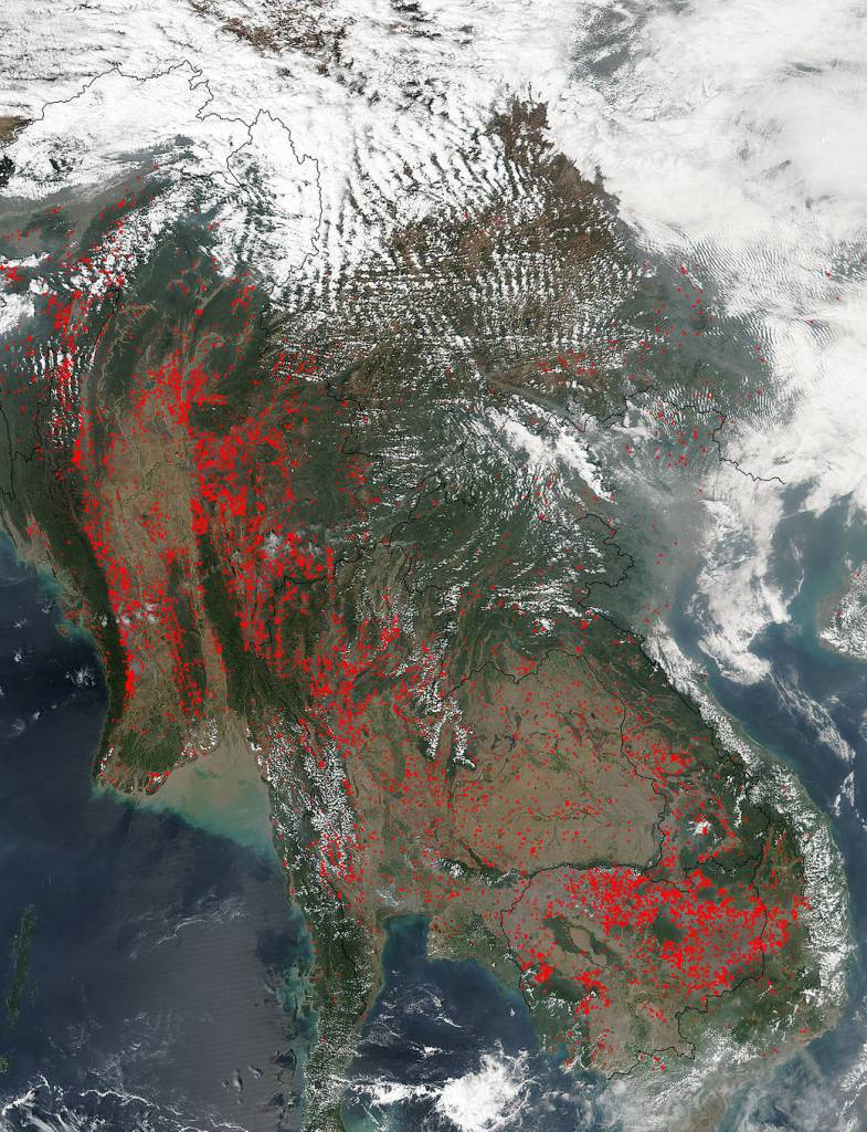 Suomi NPP Catches Agricultural Fires Overrunning Indochina