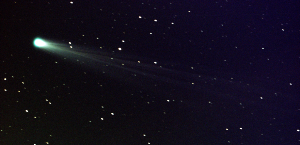 Comet ISON Streaks Toward the Sun