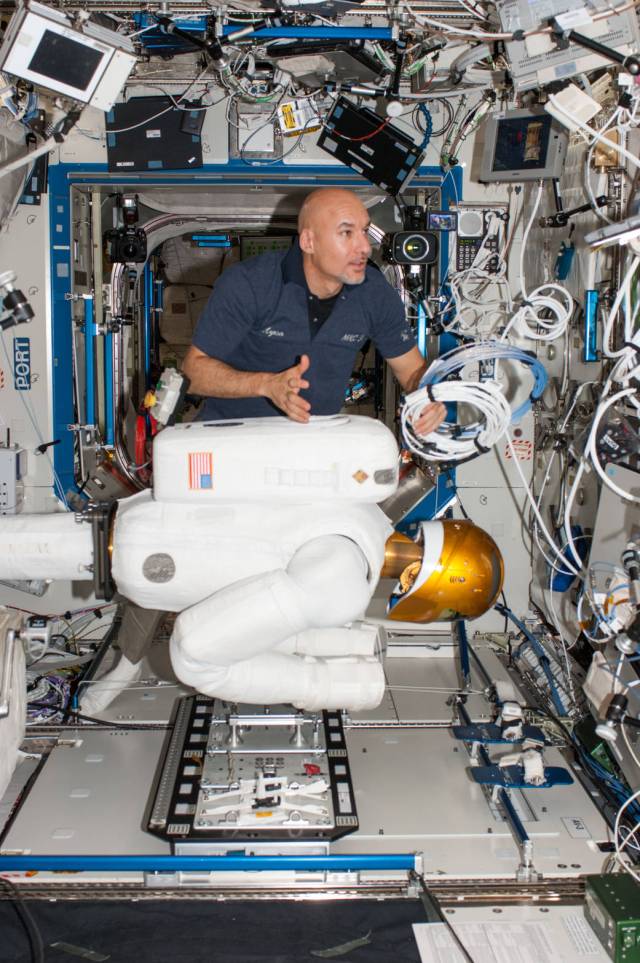 Astronaut Luca Parmitano with Robonaut
