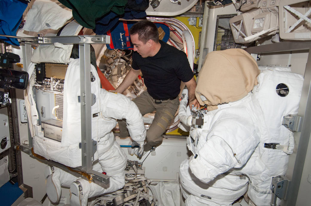 Astronaut Chris Cassidy Checks Out Spacesuit