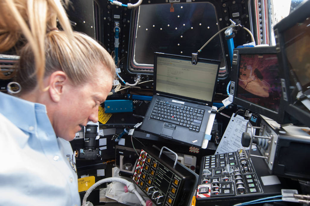 Karen Nyberg prepares to release HTV-4