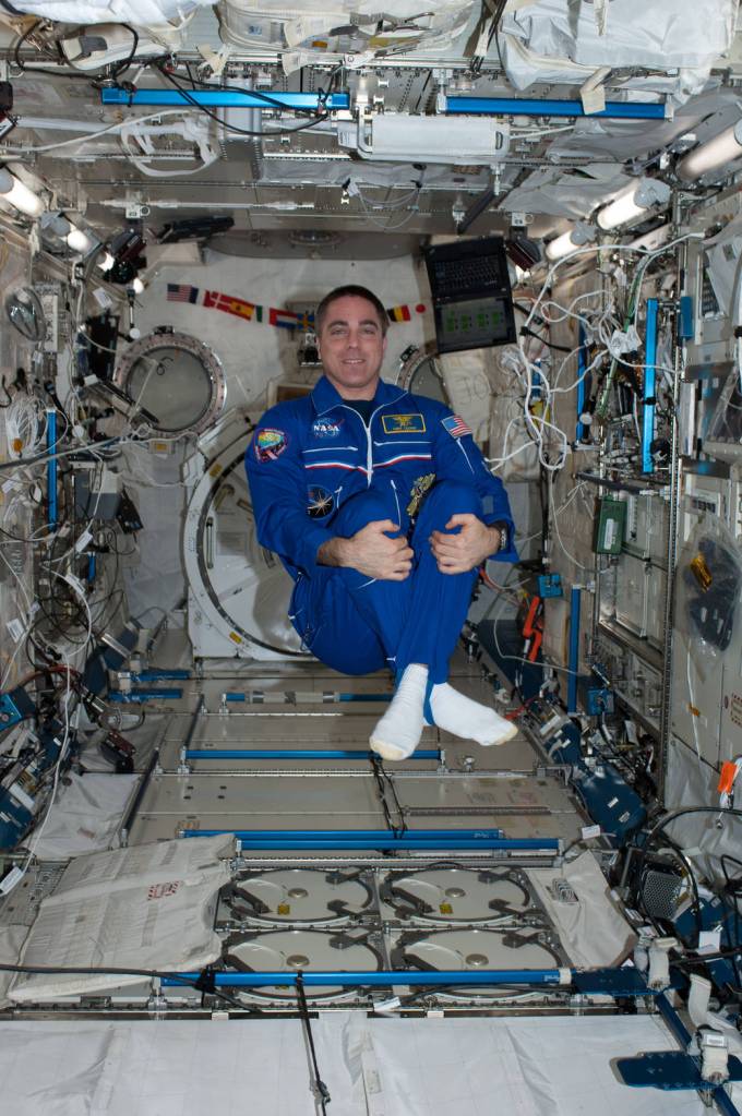 Astronaut Chris Cassidy in Station’s Kibo Lab