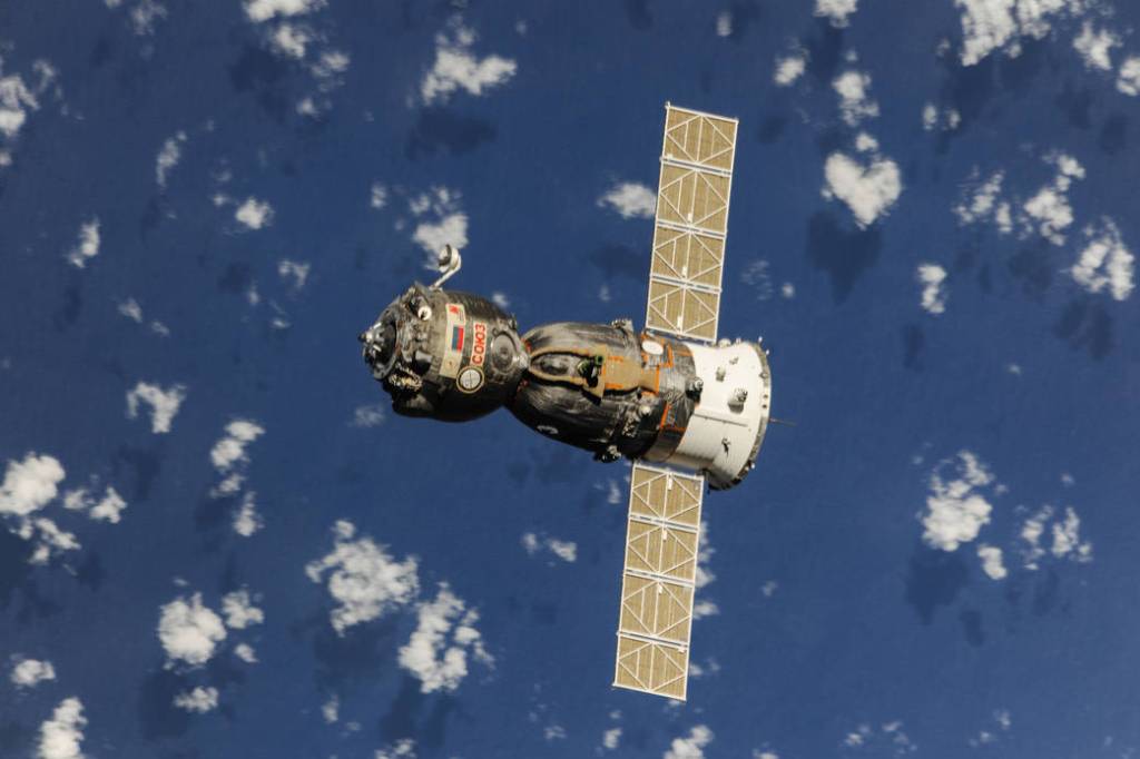 The Soyuz TMA-08M Spacecraft Departs