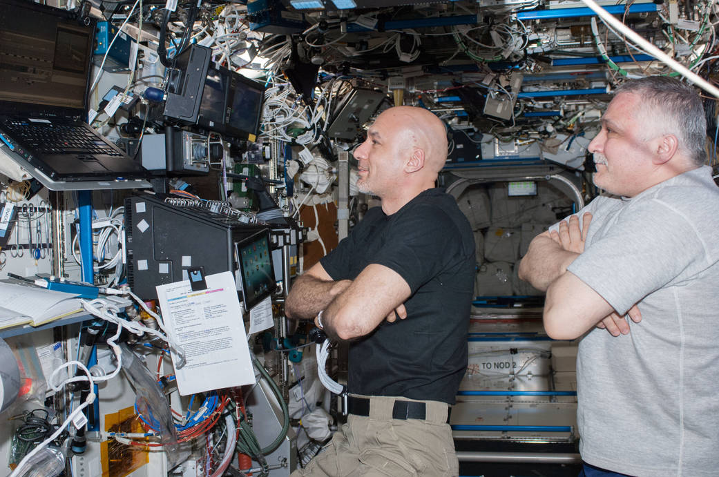 Station Crew Watches Cygnus Launch