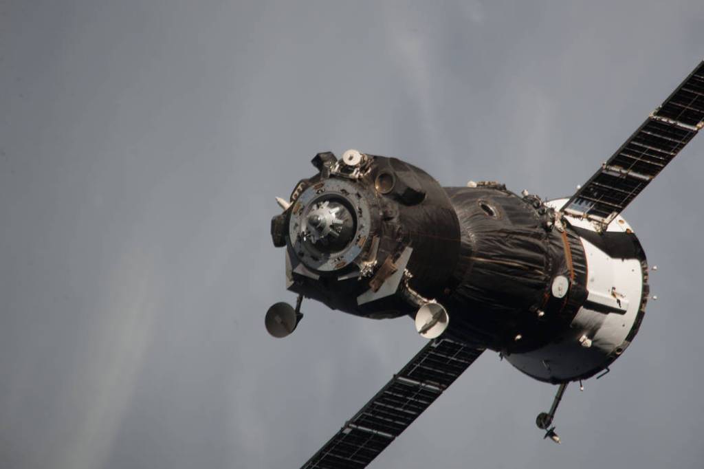 Expedition 37 Soyuz Departs