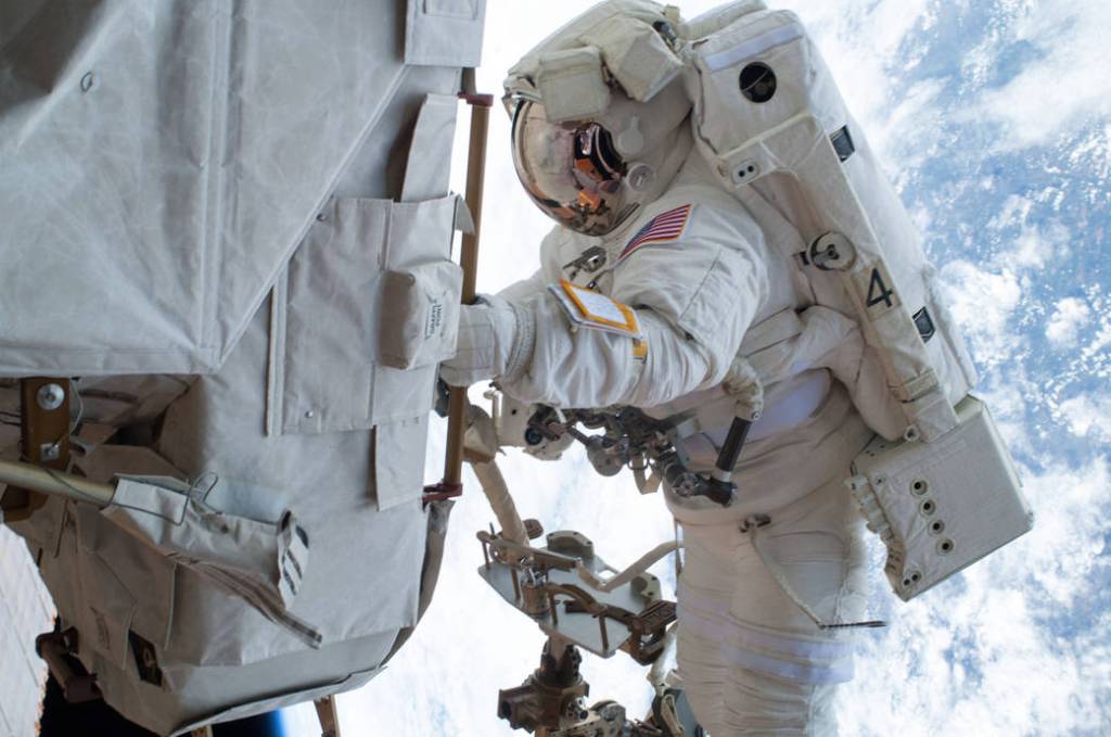 Astronaut Mike Hopkins Participates in Spacewalk