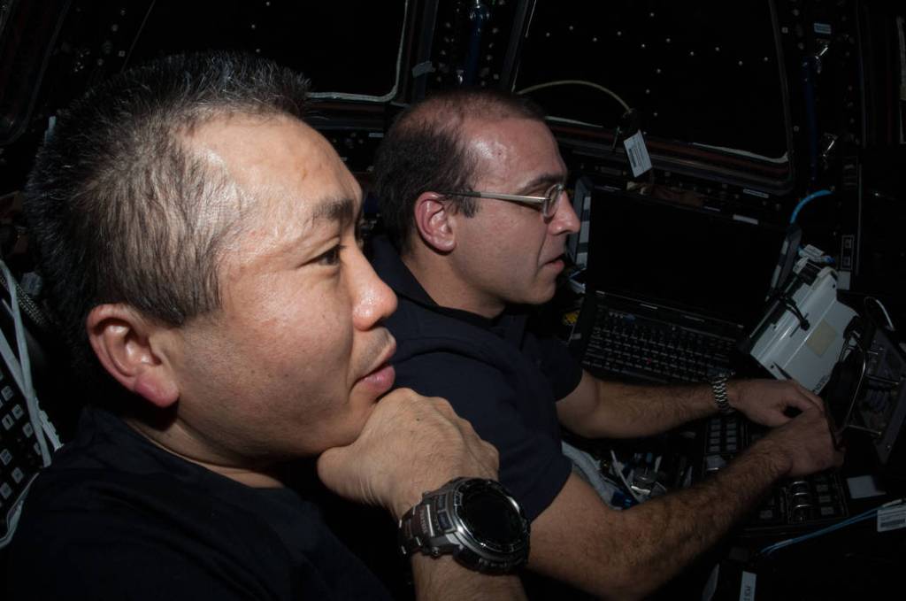 Station Crew Monitors Cygnus Approach