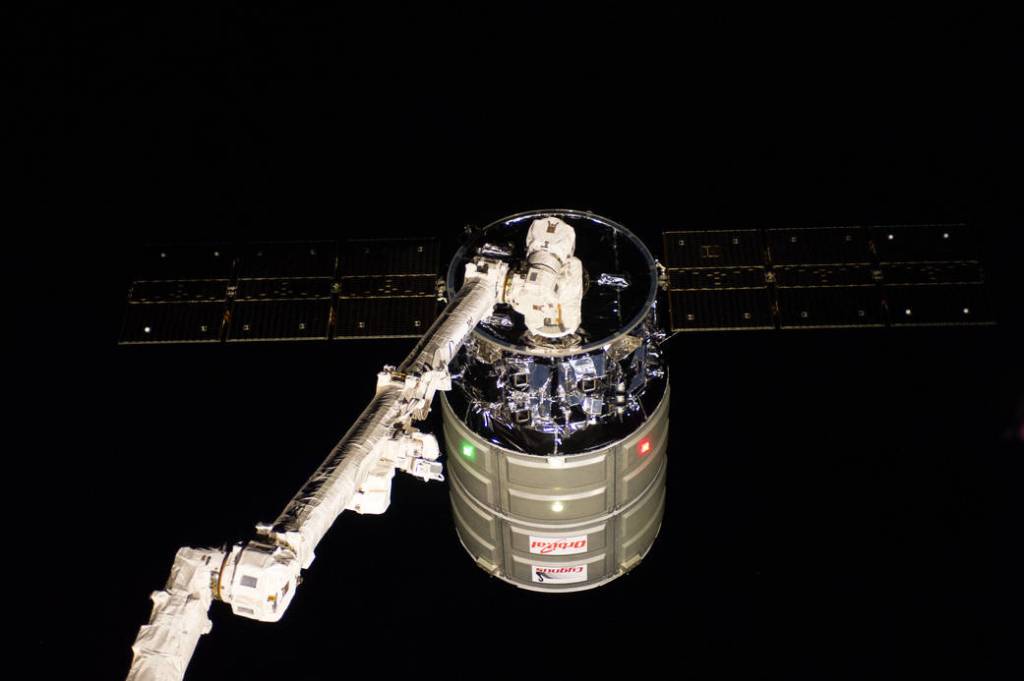 Cygnus and Canadarm2
