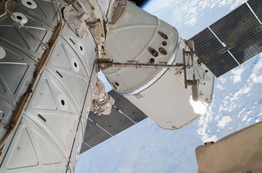 SpaceX Dragon Photographed During Spacewalk