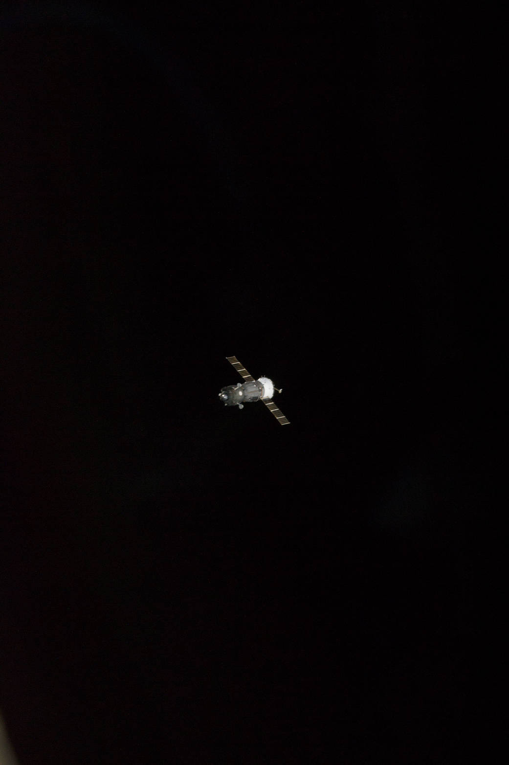 Expedition 39 Soyuz Departs Station