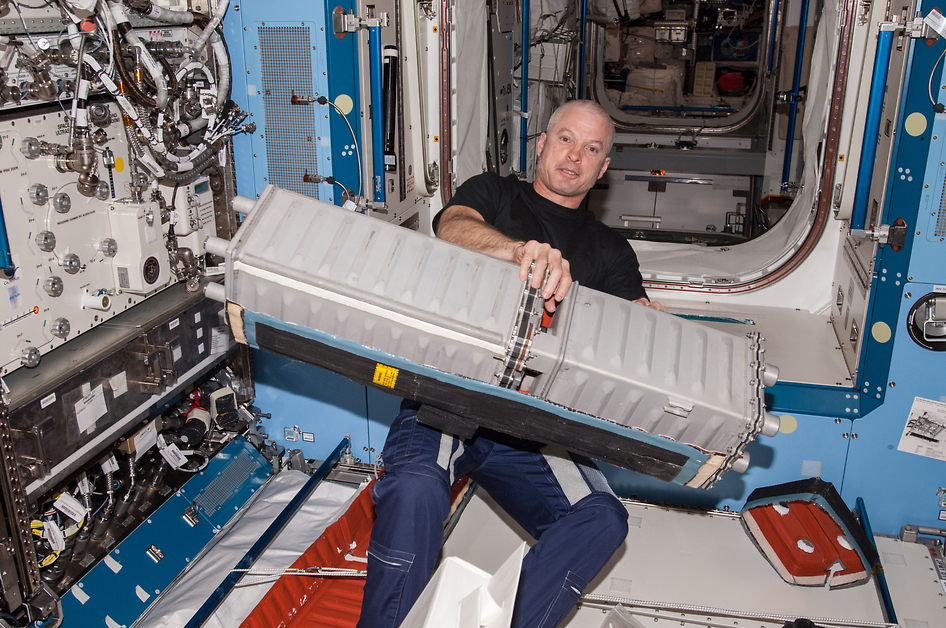Commander Steve Swanson With Carbon Dioxide Removal Assembly