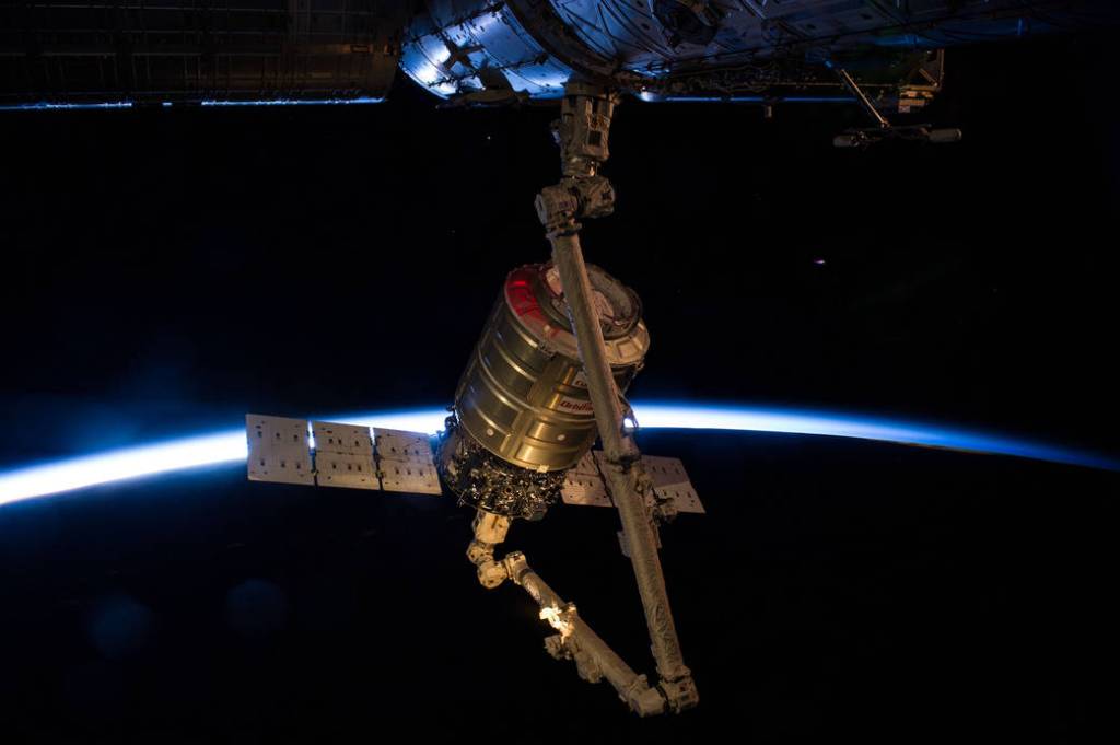 Cygnus Captured by Canadarm2