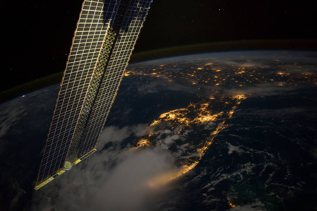 NASA astronaut Reid Wiseman captured this image of Florida to Louisiana just before dawn, taken from the International Space Sta