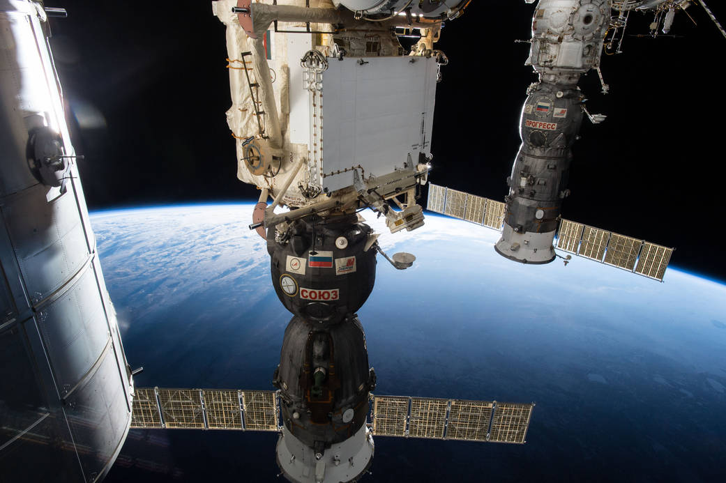 Soyuz and the Progress with the Great Lakes and Southern Canada