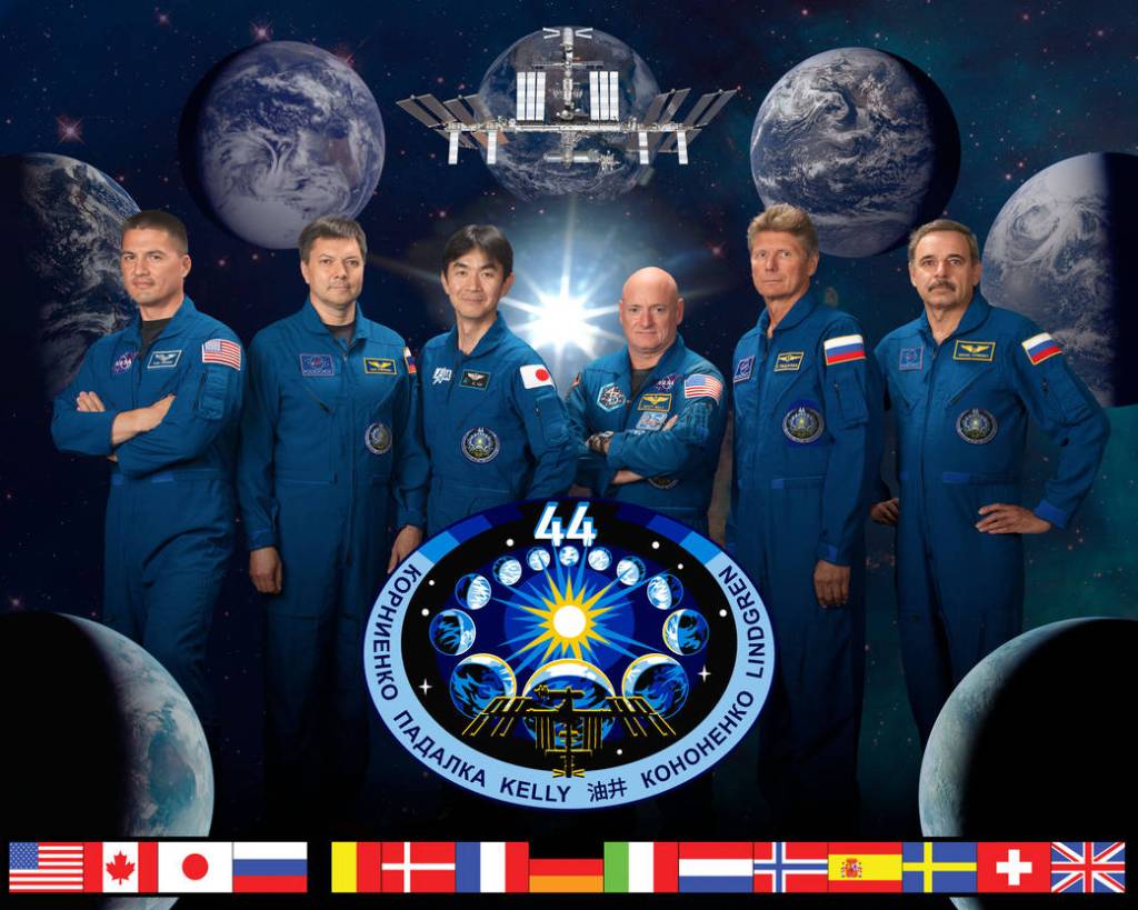 Official Expedition 44 Crew Portrait