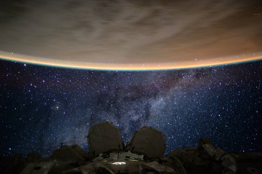 Moonless with a chance of #Perseid meteors!