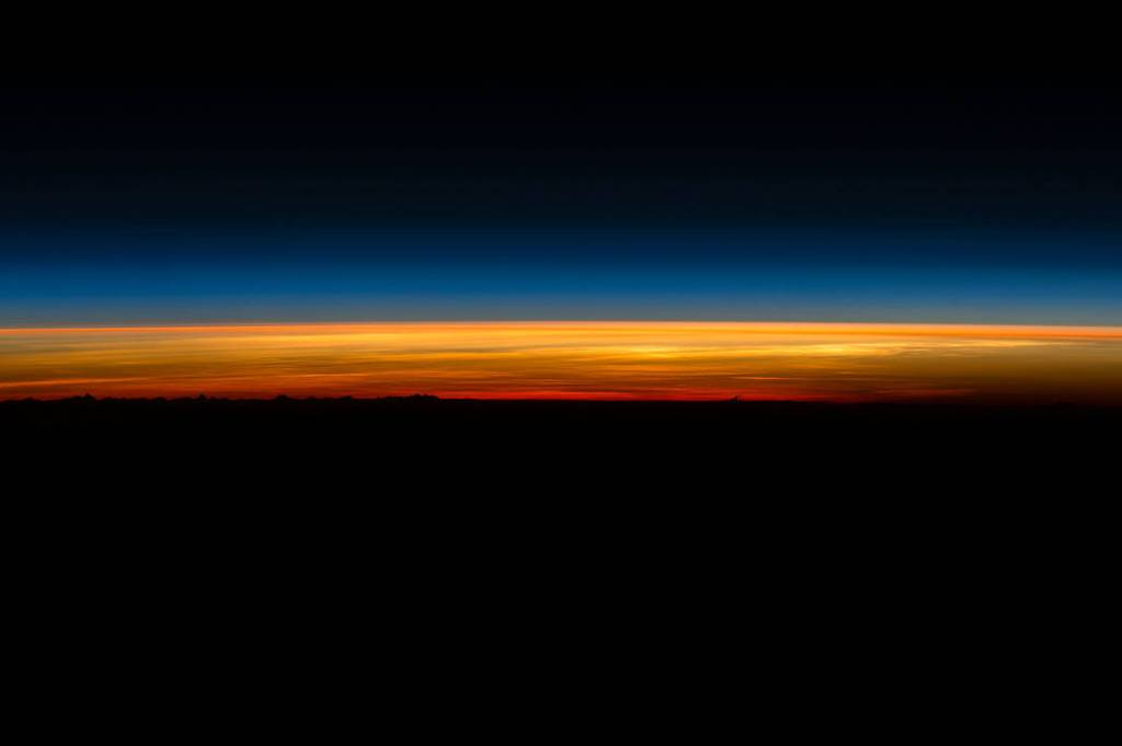 Last Sunrise From a Year in Space