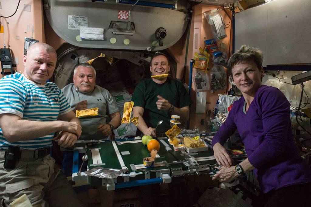 Expedition 51 Crew Members Share a Meal