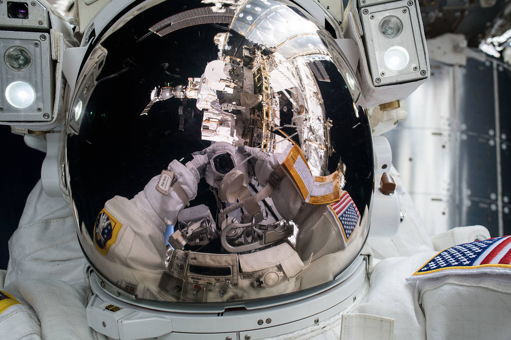 Spacewalker Mark Vande Hei takes a "space-selfie"