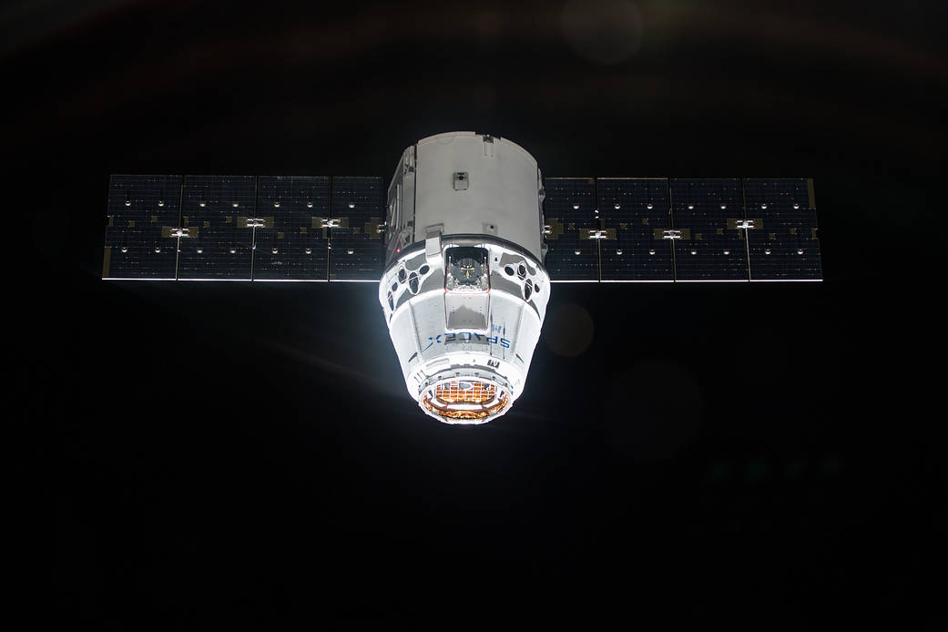 The SpaceX Dragon approaches the International Space Station