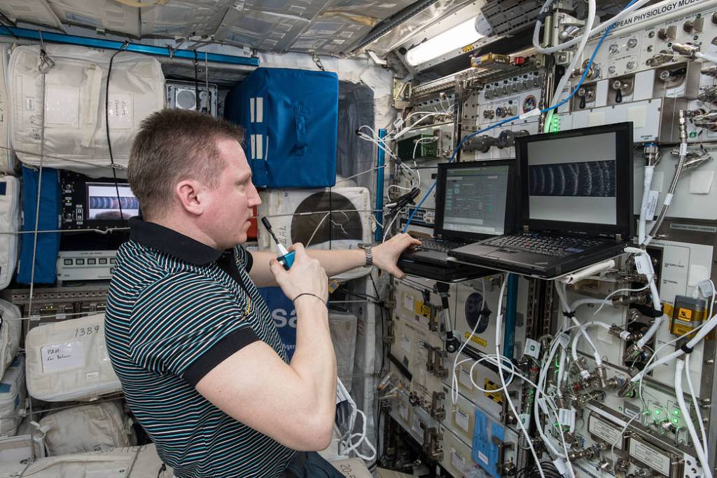 Cosmonaut Sergey Prokopyev during the Plasma Krystall-4 Experiment