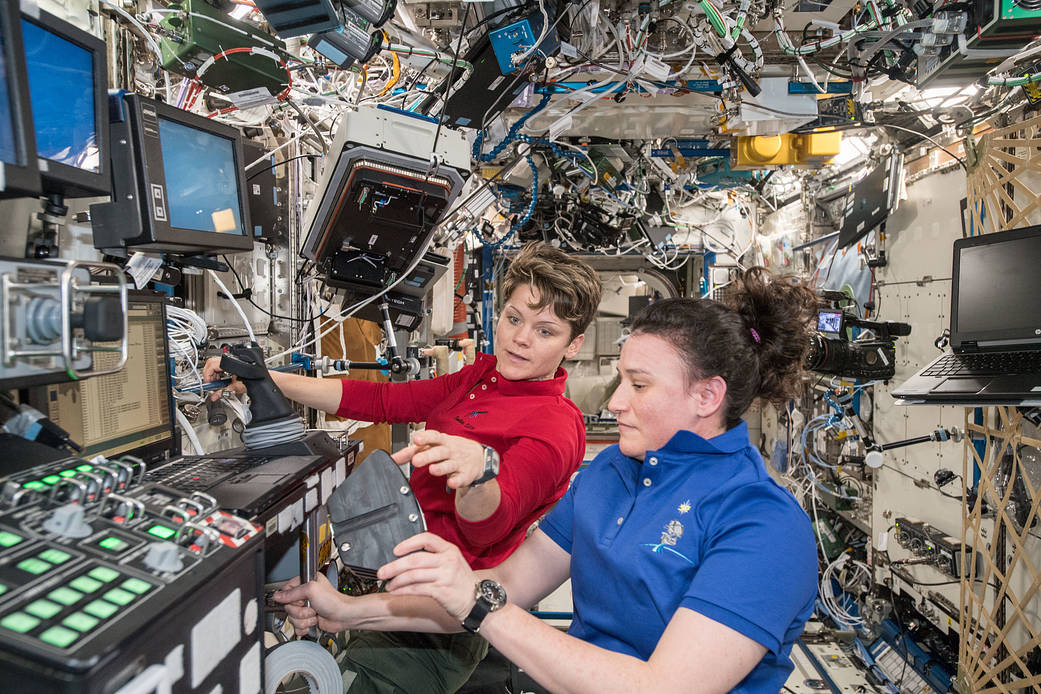 astronauts Anne McClain and Serena Auñón-Chancellor