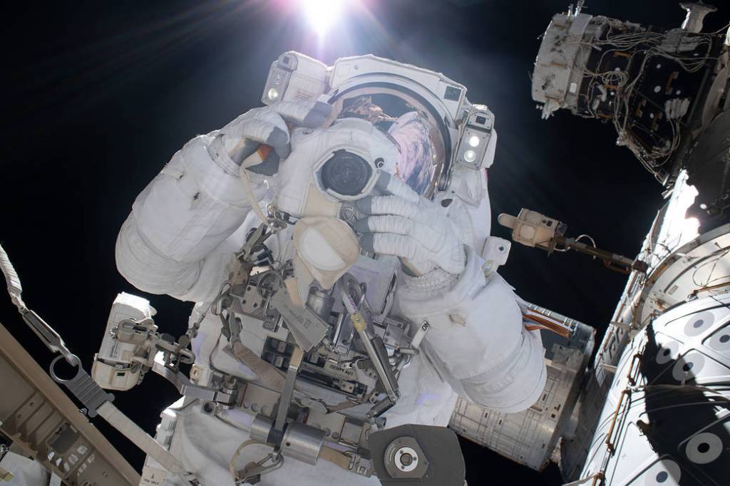 Spacewalker Luca Parmitano takes a photograph