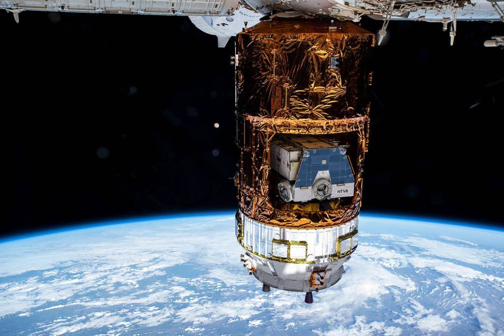 Japan’s HTV-9 Cargo Craft Helps Supply the Space Station