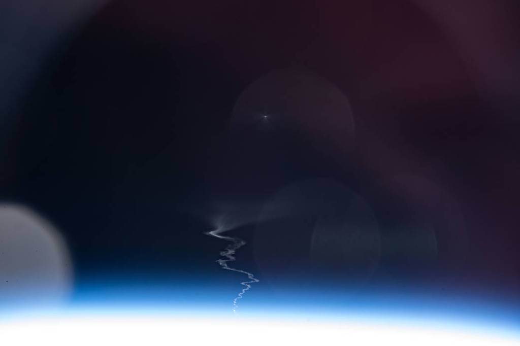The launch plume of Russia’s Progress 76 resupply ship