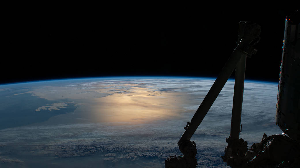 The Sun's glint beaming on the Atlantic Ocean