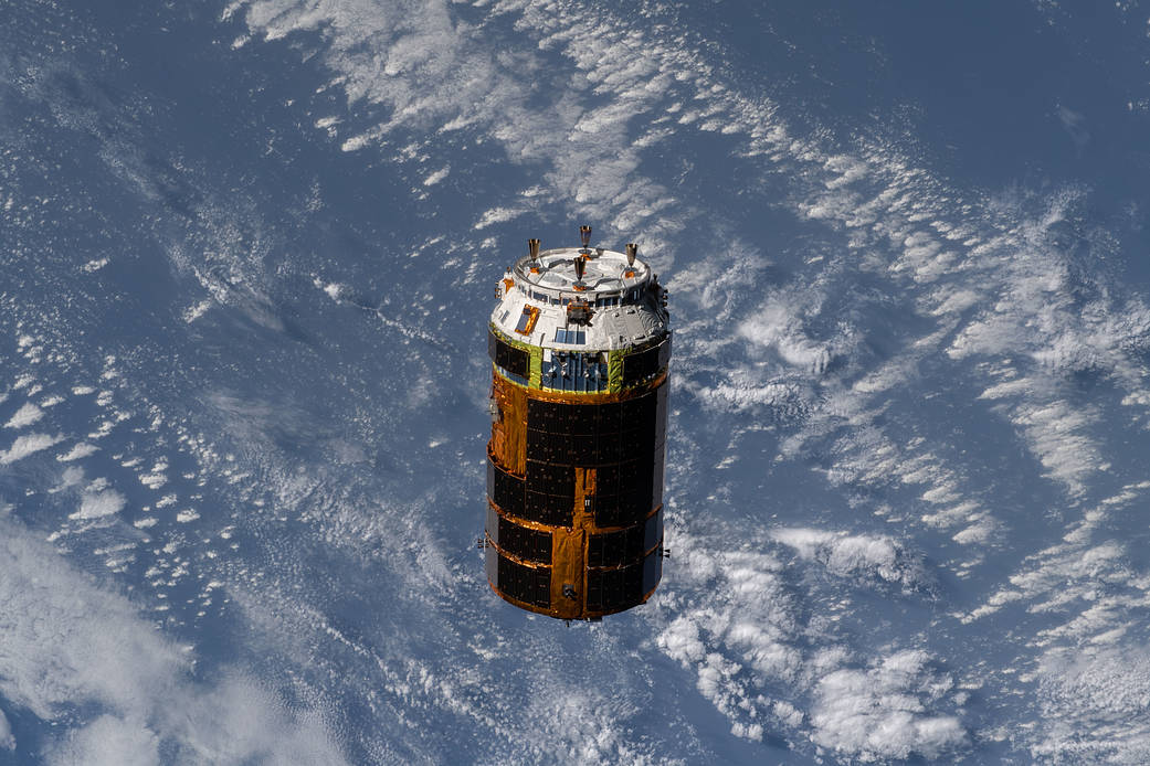 Japan's HTV-9 resupply ship moves away from the space station