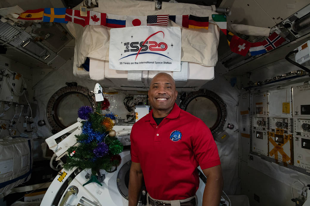 NASA astronaut Victor Glover poses for a holiday season portrait