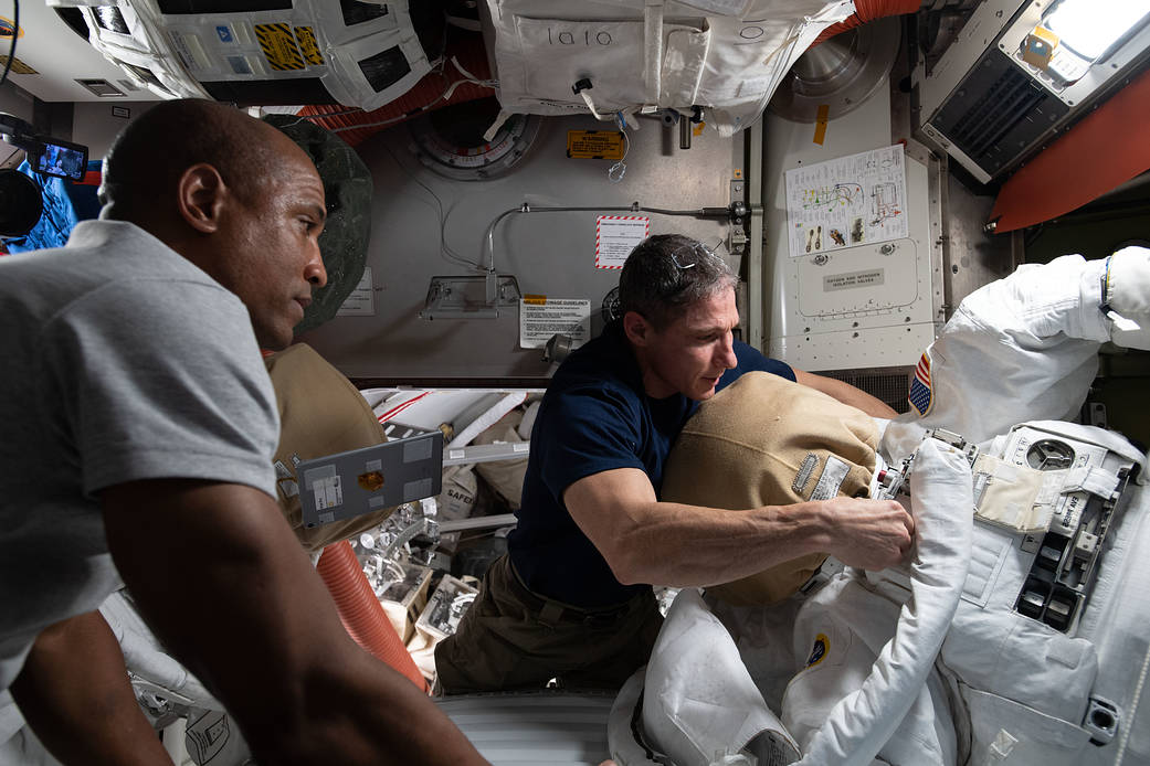 NASA astronauts Victor Glover and Michael Hopkins