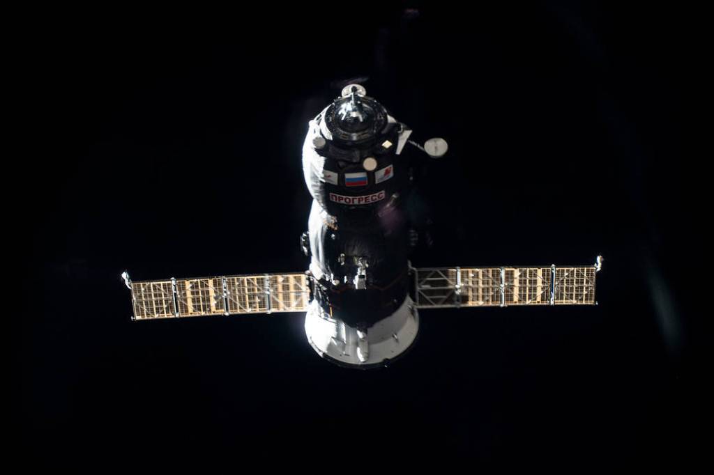 Russia’s Progress 77 resupply ship approaches the station