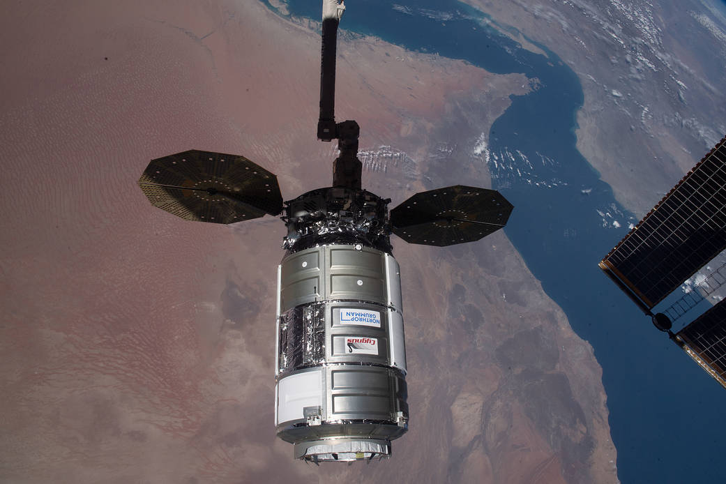 The Cygnus space freighter captured with the Canadarm2