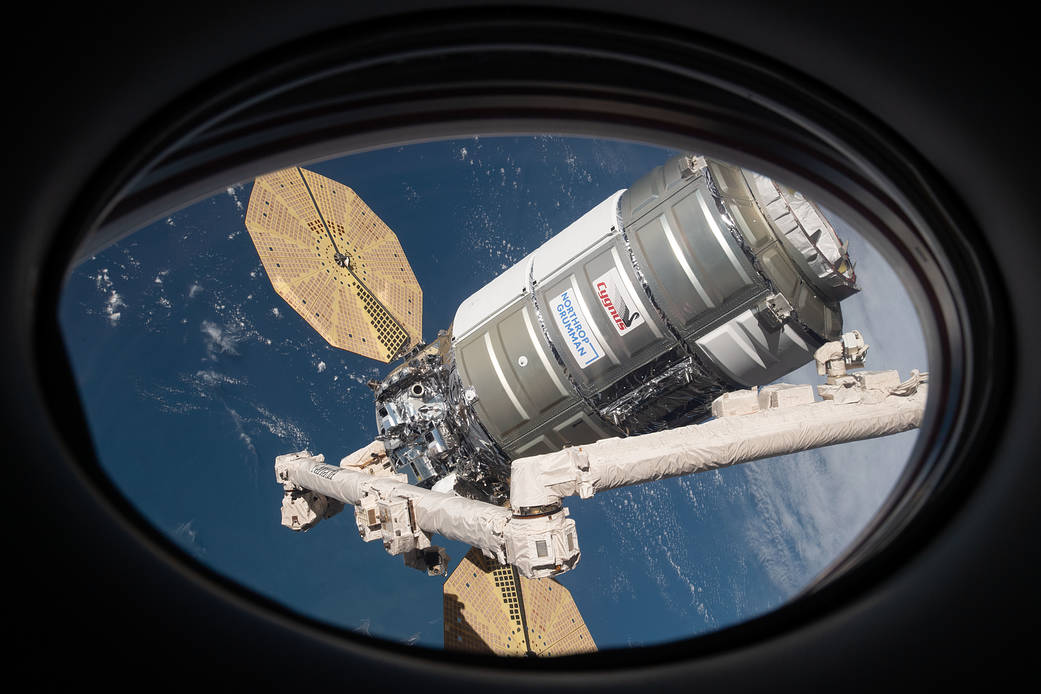 The Cygnus space freighter captured with the Canadarm2
