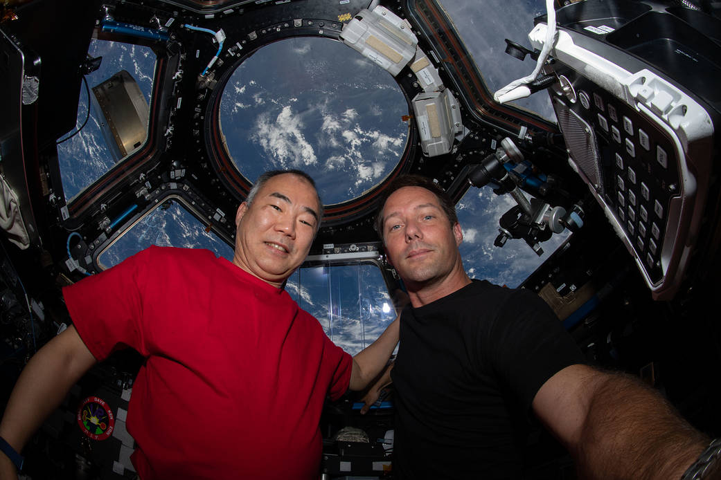 Expedition 65 Flight Engineers Soichi Wakata and Thomas Pesquet
