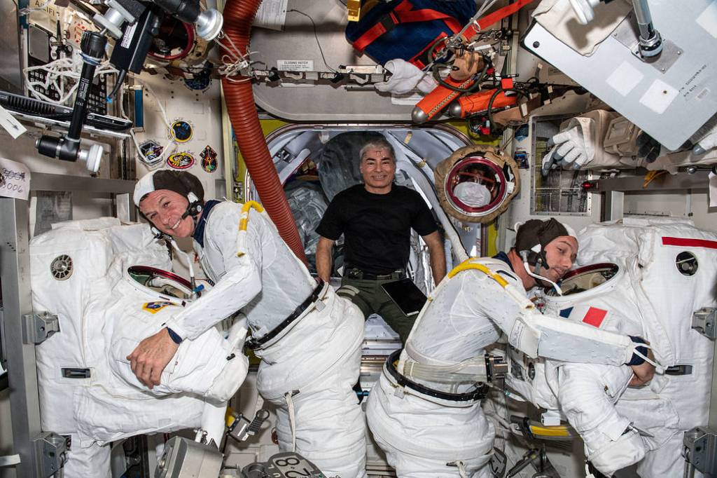 Expedition 65 astronauts test spacesuits