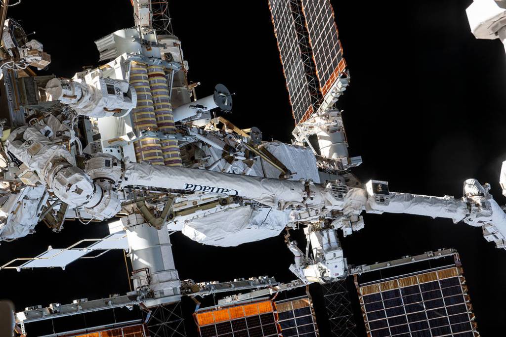 Spacewalkers Thomas Pesquet and Shane Kimbrough
