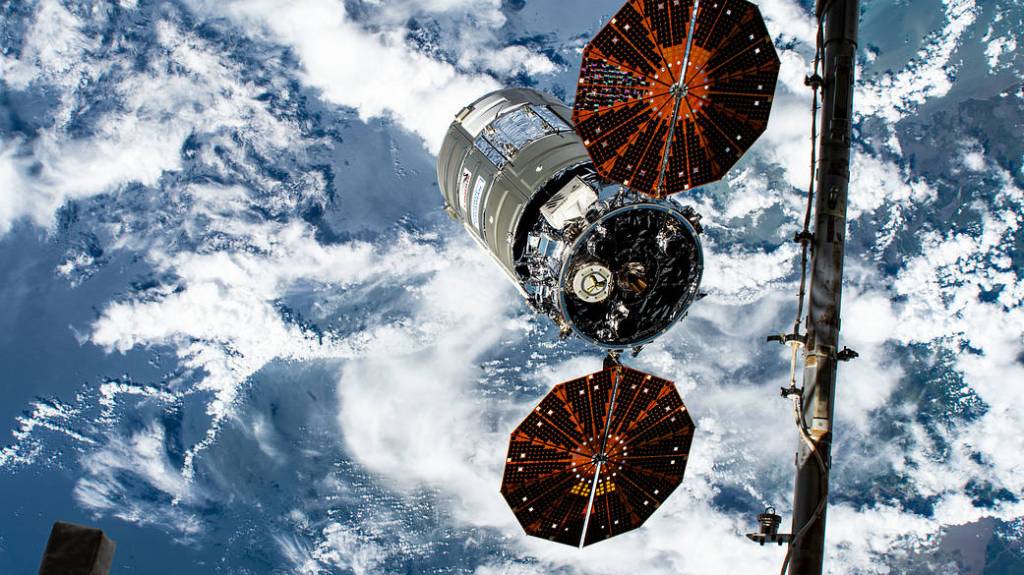 Cygnus is released from the Canadarm2