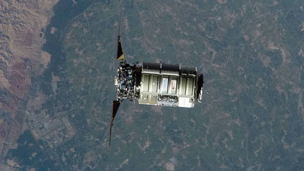 Cygnus approaches the station above China