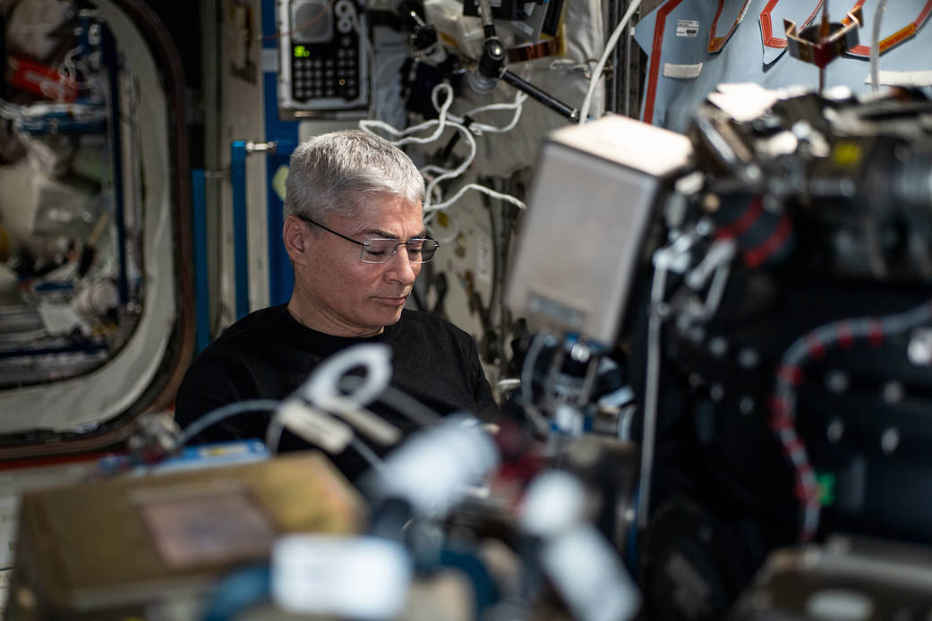 Astronaut Mark Vande Hei works on the Combustion Integrated Rack