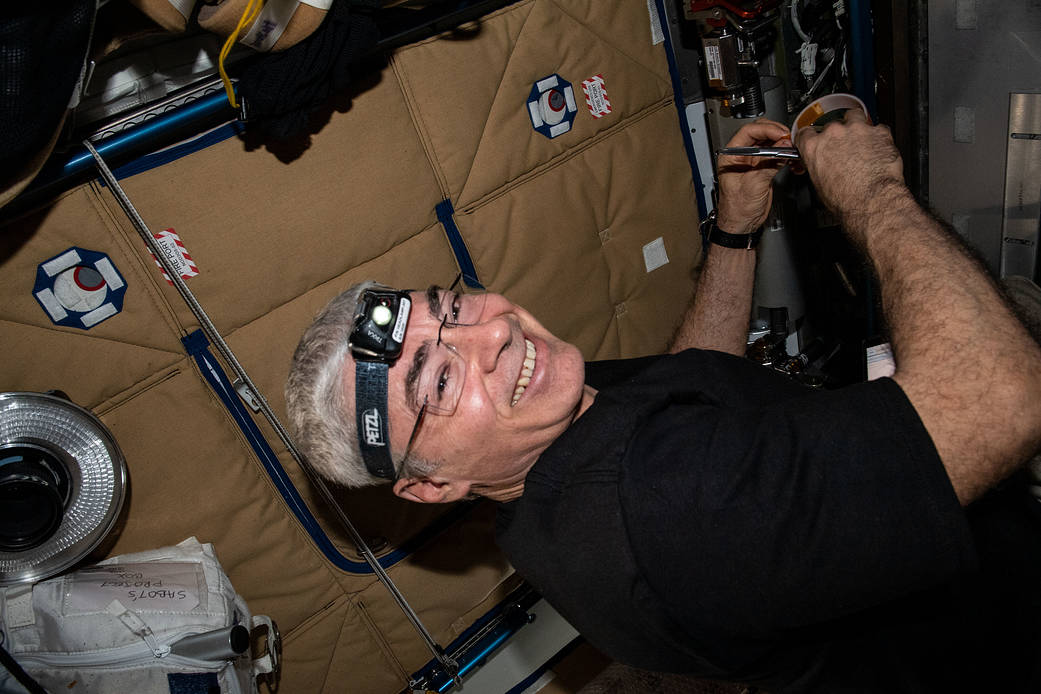 Expedition 65 Flight Engineer Mark Vande Hei