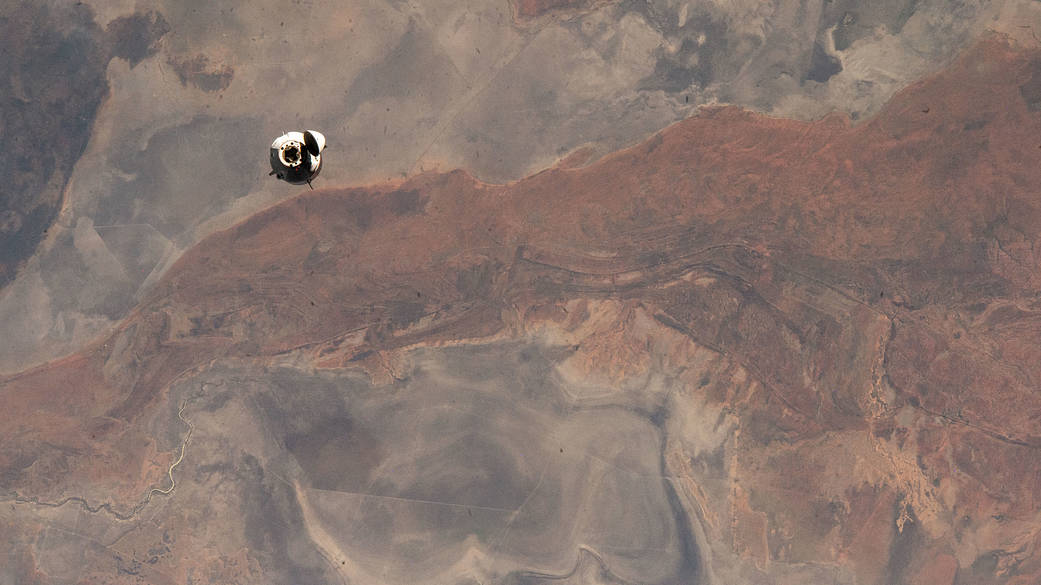 The SpaceX Crew Dragon Endurance approaches the station