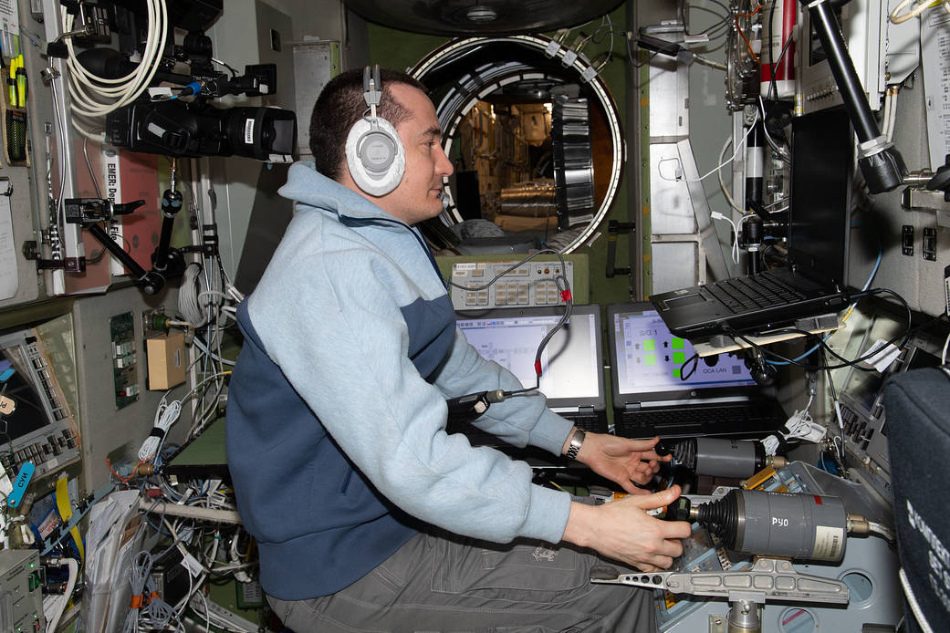 Cosmonaut Pyotr Dubrov trains to manually dock the Prichal module