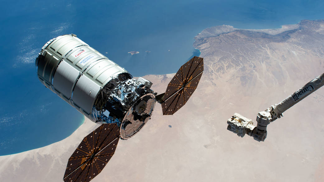 Cygnus moments from being captured with the Canadarm2 robotic arm