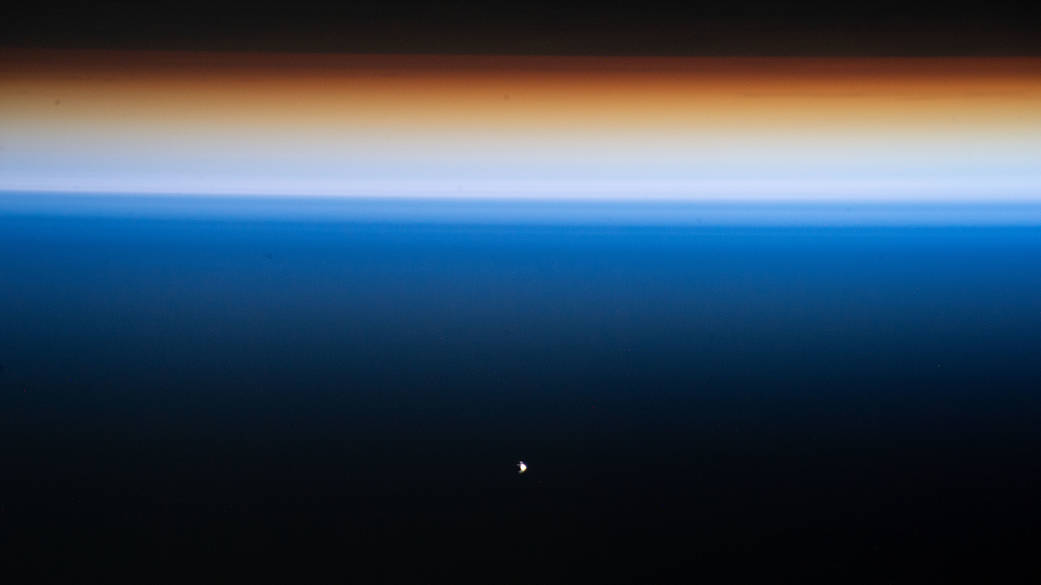 The Axiom Mission 1 approaches the station inside the SpaceX Dragon Endeavour