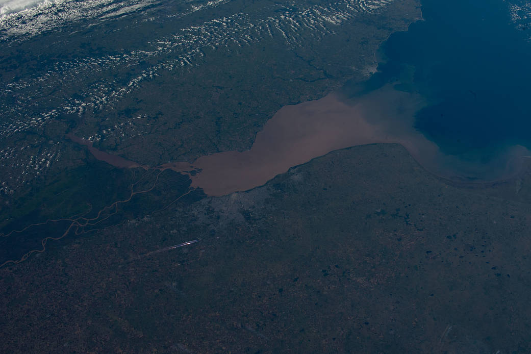 The Rio de la Plata separates Argentina and Uruguay