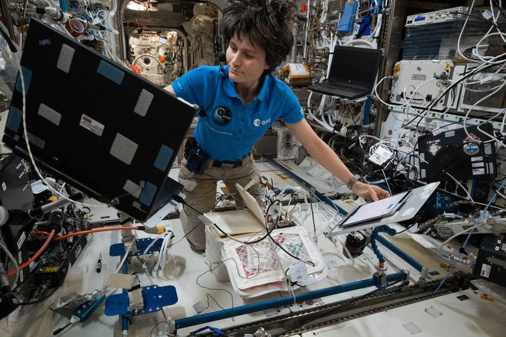 Astronaut Samantha Cristoforetti participates in a hearing study